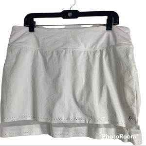 Athleta white tennis skirt size L